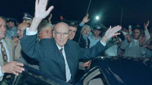 Σαν σήμερα: 27χρόνια από τον θάνατο του ιδρυτή του ΠΑΣΟΚ, Ανδρέα Παπανδρέου