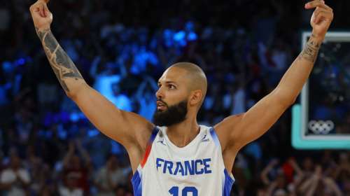 Φουρνιέ: Οι σκέψεις για την επιστροφή του στην Ευρώπη και η μεγάλη ευκαιρία του Ολυμπιακού