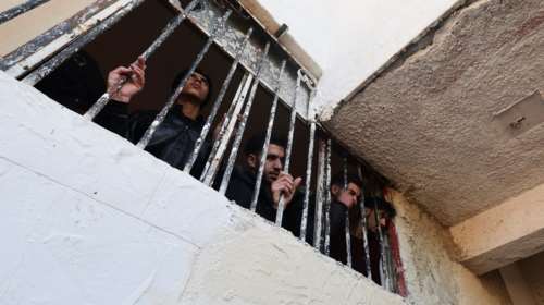 Συρία: Φρίκη με πτώματα βασανισμένων και φυλακές κολαστήρια - Αρχίζει το κυνήγι των βασανιστών του καθεστώτος Ασαντ