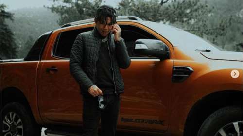 Thug Slime: Ποιος είναι ο 25χρονος ράπερ με τα... μαχαίρια  - Φίλος του Mad Clip και συμμαθητής του Κώστα Αντετοκούνμπο