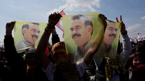 Τουρκία: Στο Ιμραλί αντιπροσωπεία του DEM για το &quot;ιστορικό μήνυμα&quot; του Οτσαλάν - Θα ζητήσει από το ΡΚΚ να καταθέσει τα όπλα