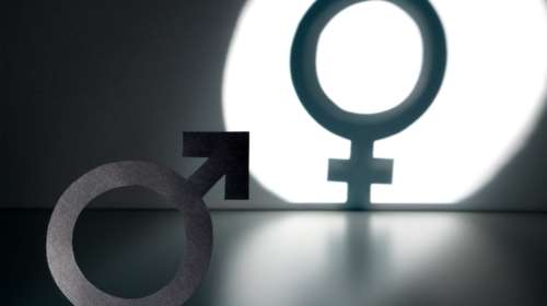 Το κορίτσι που θέλει να γίνει αγόρι: Οι τρεις πρώτες υποθέσεις νομικής αναγνώρισης αλλαγής φύλου στο δικαστήριο της Λάρισας