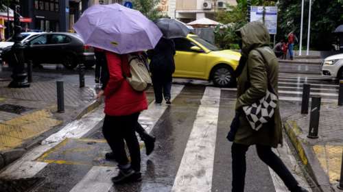 Καιρός: Μικρή άνοδος της θερμοκρασίας και συννεφιά - Πού θα χτυπήσουν βροχές και καταιγίδες