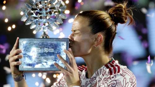 Το σήκωσε στο Μεξικό η Μαρία Σάκκαρη: Δεύτερος τίτλος στην καριέρα της - Συγκίνηση και... &quot;βούλωσα στόματα&quot; [Εικόνες - Βίντεο]