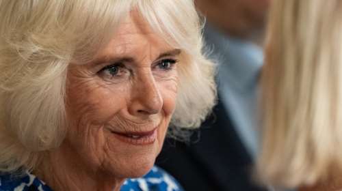 Το τραύμα της Βασίλισσας: Η τραγική οικογενειακή ιστορία της Καμίλα - Όταν ο βίαιος παππούς ξυλοκόπησε μέχρι λιποθυμίας τη γιαγιά της