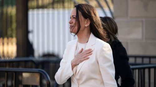 Ματσάδο: "Προσέφερα το Νόμπελ Ειρήνης στον Τραμπ" - Στον Λευκό Οίκο η ηγέτιδα της αντιπολίτευσης στη Βενεζουέλα