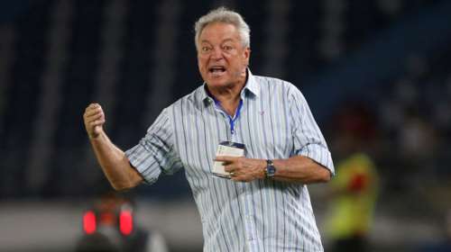 Σάλος για το ομοφοβικό παραλήρημα προπονητή στη Βραζιλία: &quot;Δεν θέλω ροζ φανέλες, δεν είμαστε αδερφές&quot;