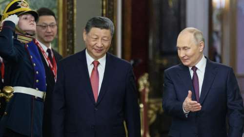 Στο πλευρό του Πούτιν ο Σι Τζινπίνγκ: Θα σταθούμε στο πλευρό σας απέναντι στην ηγεμονική καταδίωξη της Δύσης