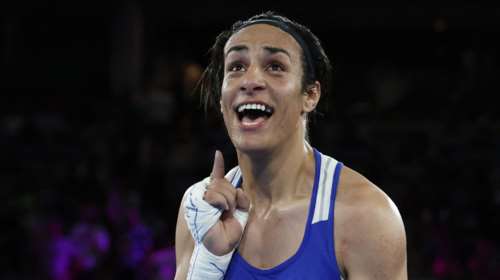 Ολυμπιακοί Αγώνες 2024:  Η Ιμάν Κελίφ δεν καταλαβαίνει από... σχόλια και χορεύει στο ρινγκ - Θέλει το χρυσό