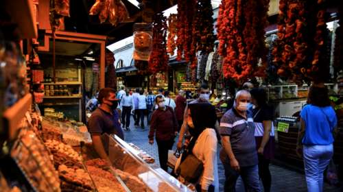 Τουρκία: Ξεπέρασαν τις 7.000 οι θάνατοι από κορονοϊό στη χώρα