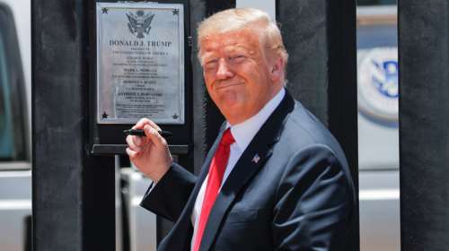 Νέο &quot;χαστούκι&quot; για Τραμπ - 14 μονάδες πίσω από τον Μπάιντεν σε δημοσκόπηση των &quot;New York Times&quot;