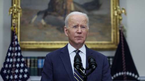 Μπάιντεν: Ενδείξεις πως ο Πούτιν έθεσε συμβούλους του &quot;σε κατ’ οίκον κράτηση&quot; - Καμία απόδειξη ότι αποσύρει στρατεύματα