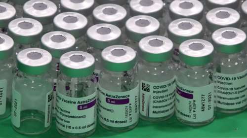 Reuters: Η ΕΕ ζήτησε να αγοράσει 10 εκατομμύρια εμβόλια της AstraZeneca από την Ινδία