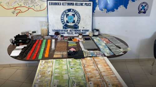 Χειροπέδες σε σπείρα που διακινούσε ναρκωτικά στη Μύκονο με... τιμοκατάλογο - Το κόλπο για να περνούν απαρατήρητοι