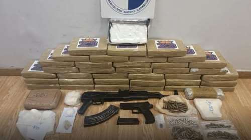 Κορωπί: Κατασχέθηκαν πάνω 45 κιλά κοκαΐνης - Συνελήφθη 45χρονος διακινητής ναρκωτικών