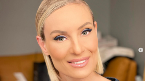 Η Ελεονώρα Μελέτη μας δείχνει το πρωινό look της κόρης της Αλεξάνδρας- Με stylish γοβάκια στο μπαλκόνι