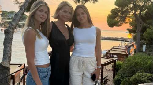 Τζένη Μπαλατσινού: Σπάνια κοινή φωτογραφία με τις δύο κόρες της, Αμαλία και Αλεξάνδρα Κωστοπούλου