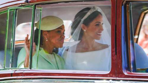 H Μέγκαν Μαρκλ άφησε άφωνο τον πρίγκιπα Χάρι την ημέρα του γάμου τους: Η έκπληξη που είχε κρύψει στο νυφικό της