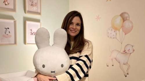 Ευγενία Δημητροπούλου: Φωτογραφίες από το super girly δωμάτιο της κόρης της - Κυριαρχεί το ροζ χρώμα [Εικόνες]