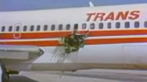 Σαν σήμερα: Το τρομοκρατικό χτύπημα σε αεροσκάφος πάνω από το Αργος - &quot;Πτώματα έπεσαν δίπλα στα σπίτια μας&quot;