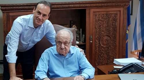Πέθανε ο Στέλιος Σφακιανάκης, πρώην δήμαρχος Γλυφάδας