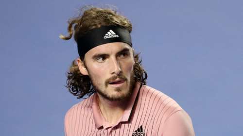 Ο Τσιτσιπάς ξαναχτυπά: "Χτενίζω 20 λεπτά την ημέρα τα μαλλιά μου - Βάζω λάδι και ρίγανη" [βίντεο]