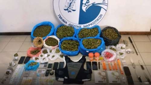 Καλαμάτα: Εγκληματική οργάνωση διακινούσε κάνναβη και κοκαΐνη σε Αττική, Λακωνία και Αιτωλοακαρνανία [εικόνες]