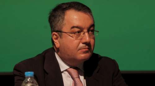 Ηλίας Μόσιαλος: Το ρωσικό εμβόλιο κατά του κορονοϊού και οι &quot;ανεπιθύμητες ενέργειές του&quot;