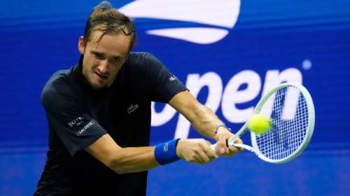 Τένις: Απίστευτη προσβολή του Μεντβέντεφ προς τους θεατές - Τους αποκαλούσε μαϊμούδες με χειρονομίες [Βίντεο]