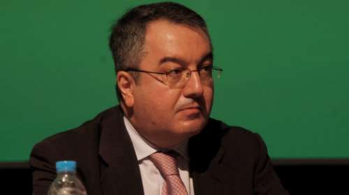 Μόσιαλος: Οι εξελίξεις για τη θεραπεία με τα μονοκλωνικά αντισώματα που έλαβε και ο Τραμπ