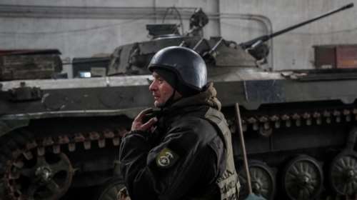 Reuters: Δύο κονβόι με στρατιωτικό εξοπλισμό καθ’ οδόν προς το Ντονέτσκ