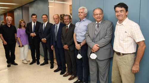 Η ELPEN ανακαινίζει τις αίθουσες διδασκαλίας στη Φαρμακευτική του ΕΚΠΑ