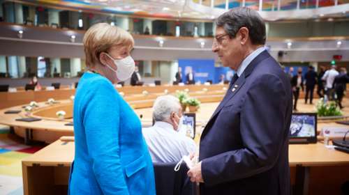 Τις παράνομες τουρκικές ενέργειες στην κυπριακή ΑΟΖ, έθεσε ο Αναστασιάδης σε συνάντηση με την Μέρκελ