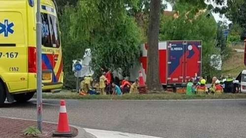 Ολλανδία: Τουλάχιστον τρεις νεκροί σε πόλη κοντά στο Ρότερνταμ - Φορτηγό έπεσε πάνω σε ανθρώπους που έκαναν μπάρμπεκιου