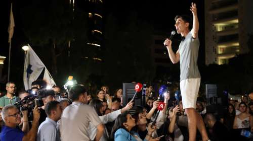 "Μεγάλη ιδέα έχεις για τον εαυτό σου": Η προσβλητική απάντηση του Φειδία Παναγιώτου σε παιδιά αγνοουμένων της Κύπρου