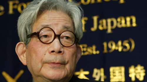 Ιαπωνία: Απεβίωσε σε ηλικία 88 ετών ο νομπελίστας της Λογοτεχνίας, Κενζαμπούρο Όε