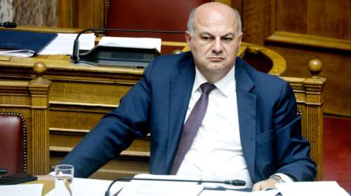 Τσιάρας: Το φθινόπωρο η ρύθμιση για τη συνεπιμέλεια των παιδιών μετά το διαζύγιο