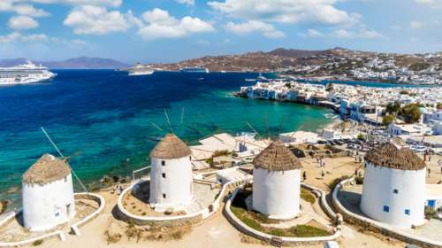 Μύκονος: Συνεχίστηκε και τον Ιούνιο η πτώση στον αριθμό των ξένων επιβατών