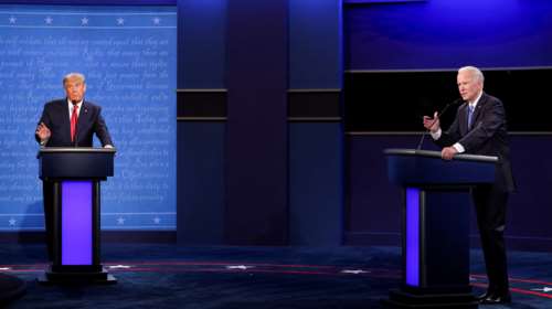 ΗΠΑ: Ο Τραμπ απέκτησε προβάδισμα δύο ποσοστιαίων μονάδων επί του Μπάιντεν σε νέα δημοσκόπηση