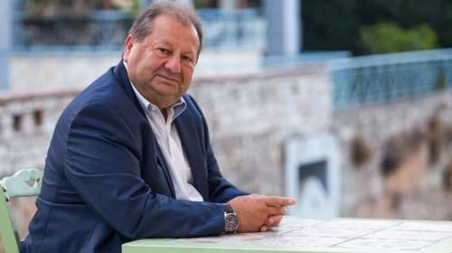 Θλίψη στην Αιγιάλεια: Πέθανε ο δήμαρχος Δημήτρης Καλογερόπουλος - Είχε υποστεί βαρύ εγκεφαλικό