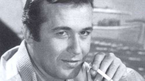 Δημήτρης Παπαμιχαήλ: Σαν σήμερα &quot;έφυγε&quot; ο μεγάλος ηθοποιός - Η σπάνια φωτογραφία με τον αδερφό του, Νίκο