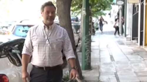 Στέφανος Κασσελάκης: Αυτός είναι ο &quot;άγνωστος&quot; μεγαλύτερος αδελφός του - Παντρεμένος με δυο παιδιά