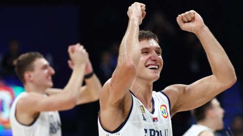 Μουντομπάσκετ: Μπασκετική παράσταση από την Σερβία, υπέταξε τον Καναδά με 95-86 και πέταξε για τελικό