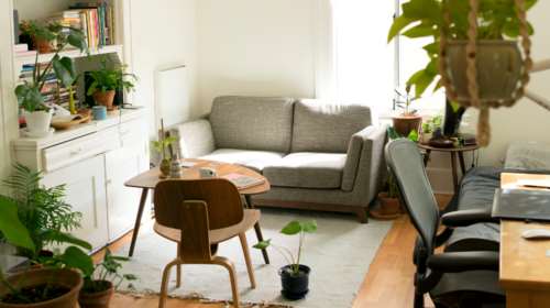 Όλα όσα χρειάζεσαι για να ξεκινήσεις τη φοιτητική σου ζωή βρίσκονται στο Public.gr