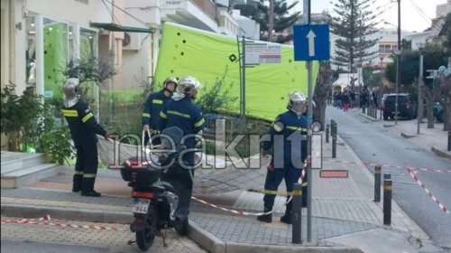 Άντρας στο Ρέθυμνο απειλούσε να πηδήξει από ταράτσα- Το ειδικό στρώμα που άπλωσαν οι πυροσβέστες [βίντεο]