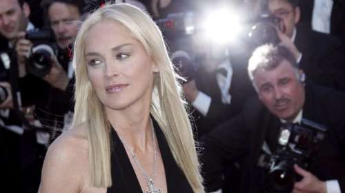 Σοκάρει η Σάρον Στόουν: Ο παππούς μου βίαζε εμένα και την αδελφή μου με τη βοήθεια της γιαγιάς μου