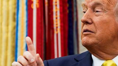 Νέα επίθεση Τραμπ κατά του επικεφαλής της Fed: Ο &quot;κύριος αργοπορημένος, αυτός ο τεράστιος loser&quot;