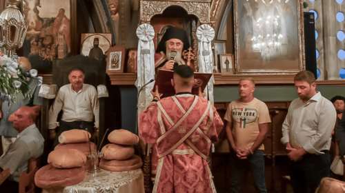 Ανδρουλάκης: H μεγάλη γιορτή της Ορθοδοξίας, η Κοίμηση της Θεοτόκου, μας γεμίζει ελπίδα και δύναμη