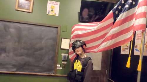 Υποστηρικτής του Τραμπ ο μακελάρης του Σικάγο με το παρατσούκλι "Awake the rapper" [Βίντεο]