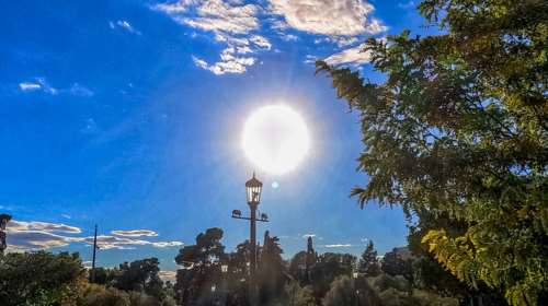 Πρόγνωση Κολυδά: Έρχεται Ινδιάνικο καλοκαίρι - Άνοδος της θερμοκρασίας έως και 5 βαθμούς - Η διαφορά με το "γαϊδουροκαλόκαιρο"